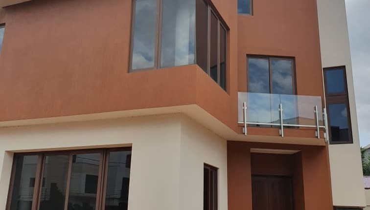 4 bedroom Townhouse for Rent in East Legon